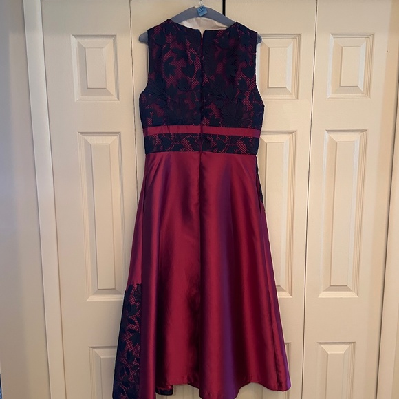 KAY UNGER TESSA LACE T-LENGTH DRESS - Picture 6 of 9